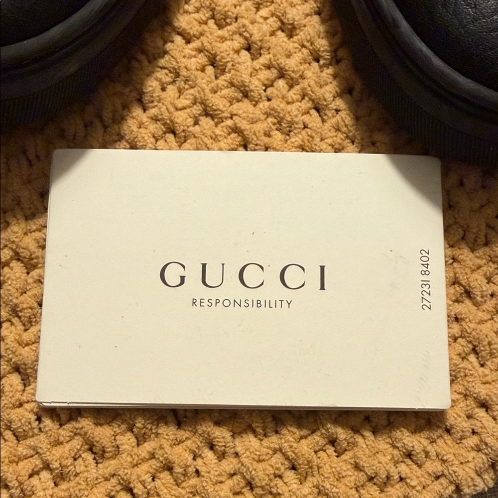 Gucci - Picture 2 of 5
